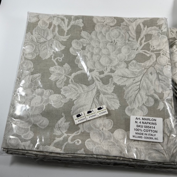 12 Vintage , unused Williams Sonoma Jacquard 'Marlon' Napkins - Picture 3 of 12